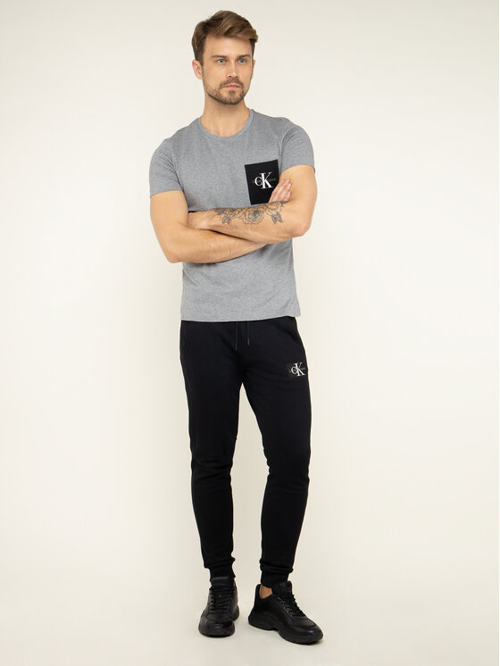 Calvin Klein Jeans Calvin Klein Jeans Sportinės kelnės J30J314066 Juoda Regular Fit
