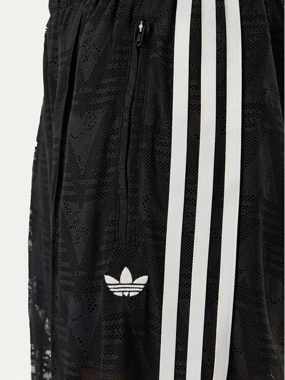 adidas adidas Megztos kelnės Crochet Firebird KD0346 Juoda Regular Fit