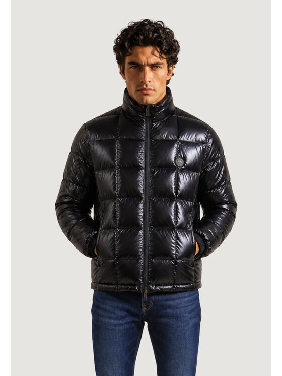 Armani Exchange Armani Exchange Giubbotto piumino XM003474 AF23755 Nero Casual Fit