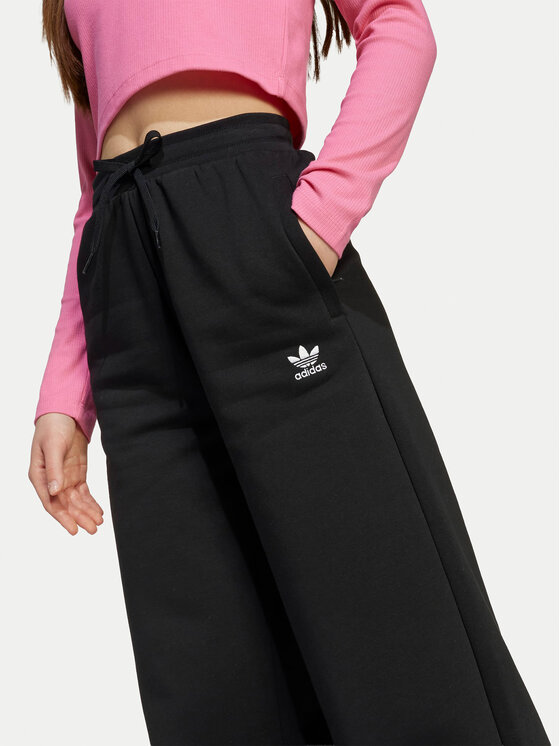 adidas adidas Спортивні штани JX2780 Чорний Wide Leg