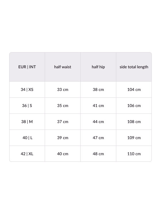 Rinascimento Rinascimento Hlače CFC0122426003 Crna Regular Fit