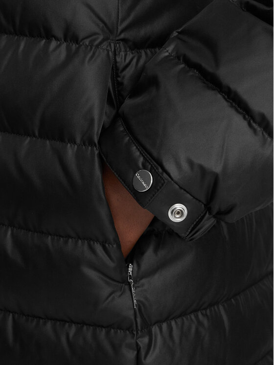 Calvin Klein Calvin Klein Žieminė striukė LV044H507G Juoda Regular Fit
