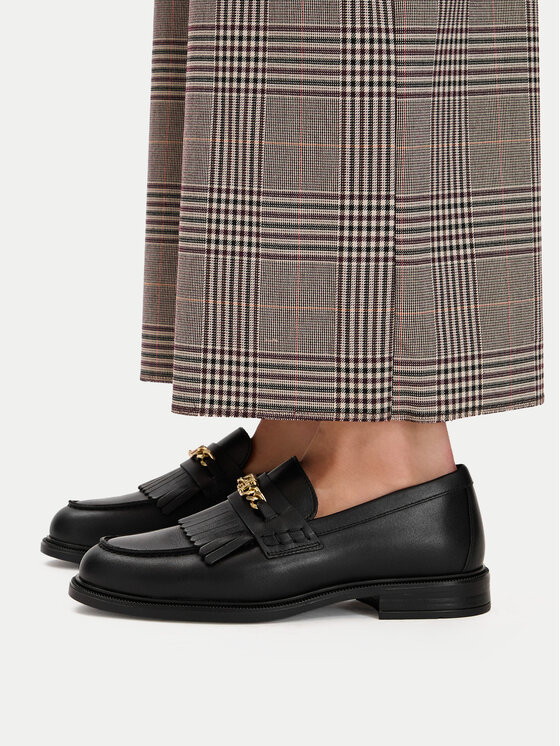 Tommy Hilfiger Čevlji brez vezalk Th Chain Fringe Leather Loafer FW0FW09668 Črna