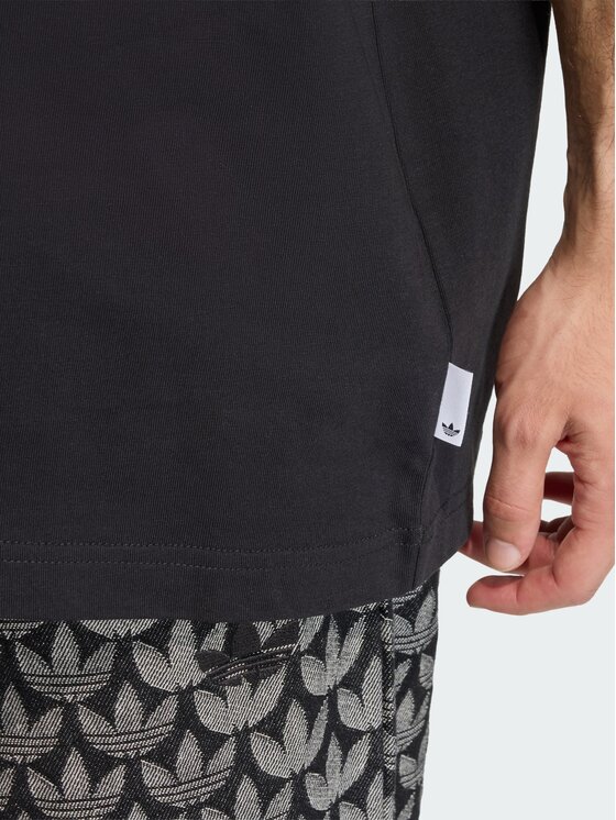 adidas adidas T-Shirt FRANCHISE TEE Czarny Loose Fit
