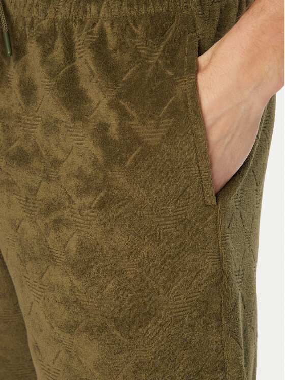 Emporio Armani Emporio Armani Pantaloni scurți sport EM000695 AF20449 F7014 Verde Regular Fit