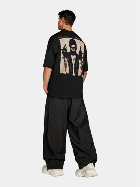 MADE BY SOCIETY MADE BY SOCIETY T-Shirt Silent Form - T17847 Czarny Basic Fit