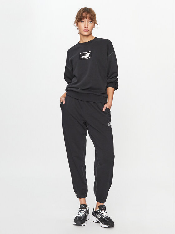 New Balance New Balance Долнище анцуг Essentials French Terry Pant WP33508 Черен Regular Fit