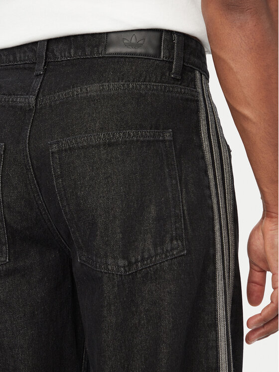 adidas adidas Дънки Firebird Adicolor Denim KD1497 Черен Loose Fit
