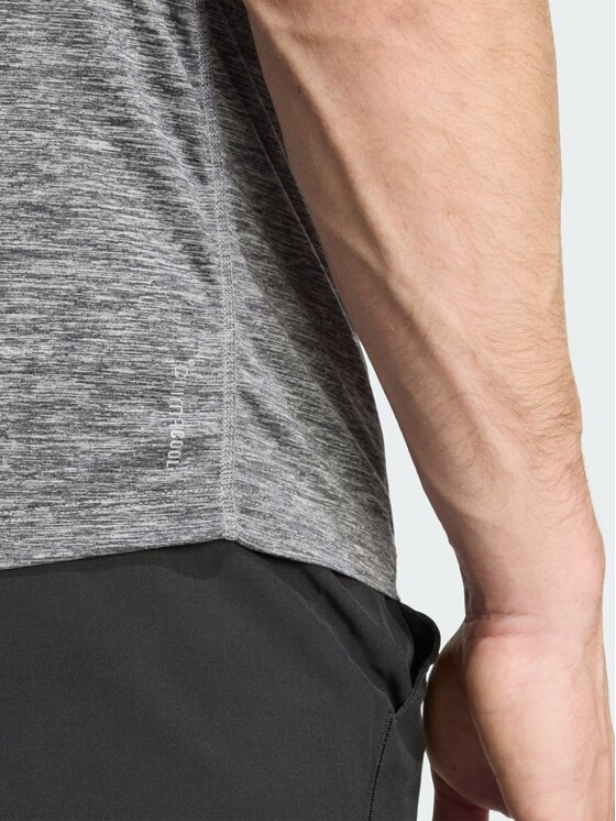adidas adidas Koszulka techniczna Own The Run Czarny Regular Fit