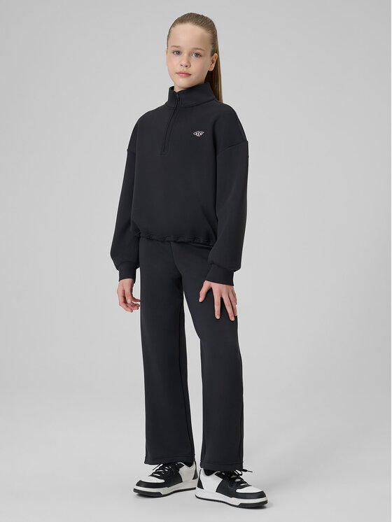 4F 4F Bluza JOY MOTION Czarny Regular Fit