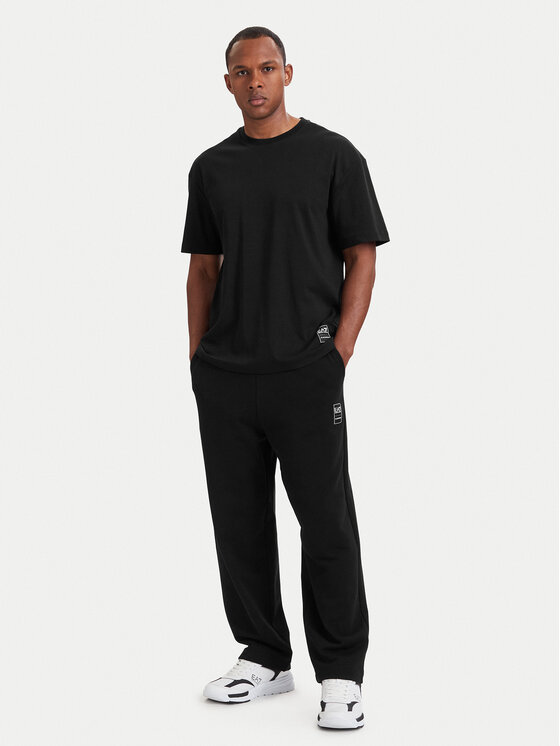 EA7 Emporio Armani EA7 Emporio Armani Spodnie dresowe 7M002111 AF27201 UC001 Czarny Relaxed Fit