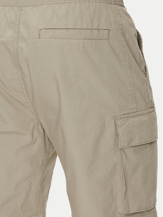 Calvin Klein Jeans Calvin Klein Jeans Šortky z materiálu J30J327376 Zelená Regular Fit