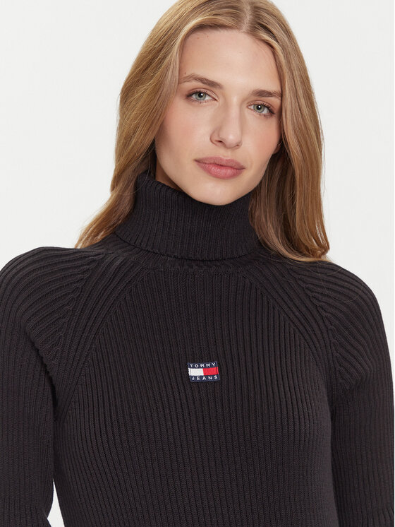 Tommy Jeans Tommy Jeans Kötött ruha Badge DW0DW22167 Fekete Regular Fit