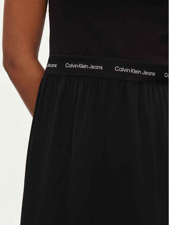 Calvin Klein Jeans Calvin Klein Jeans Letní šaty Logo J20J223066 Černá Regular Fit