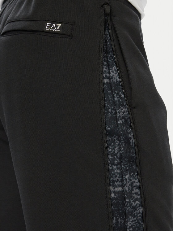EA7 Emporio Armani EA7 Emporio Armani Donji dio trenerke 7M002140 AF12660 U8134 Crna Regular Fit