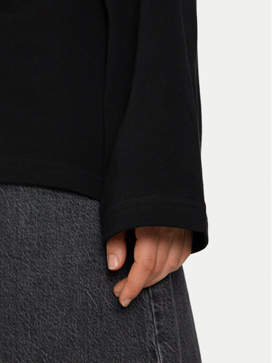 2005 2005 Longsleeve Arc Czarny Regular Fit