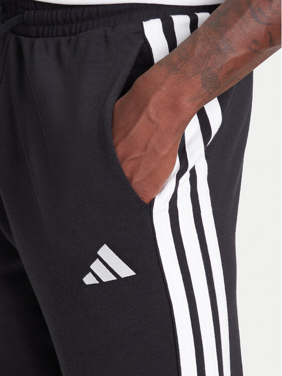 adidas adidas Teplákové nohavice Essential 3-Stripes JD1881 Čierna Regular Fit