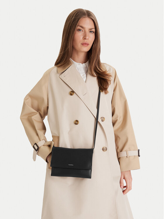 Calvin Klein Calvin Klein Torbica Ck Narrate Leather Mini Bag K60K613005 Crna