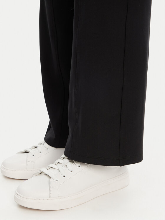 Guess Guess Pantaloni da tuta V5RB15 KCD02 Nero Regular Fit