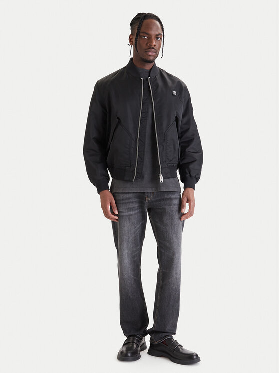 HUGO HUGO Bomber striukė Badam2611 50552650 Juoda Regular Fit