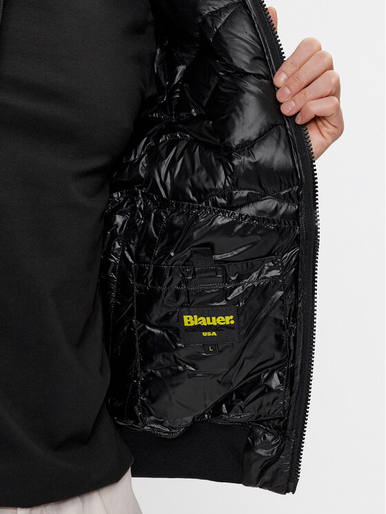 Blauer Blauer Žieminė striukė 23WBLUC03004 Juoda Regular Fit