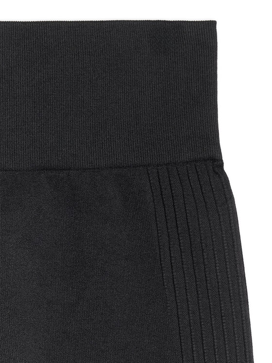 4F 4F Szorty sportowe MULTI ACTIVE Czarny Slim Fit