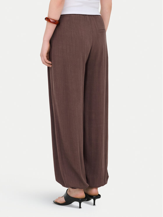 ONLY ONLY Pantaloni din material Siesta 15373197 Maro Regular Fit