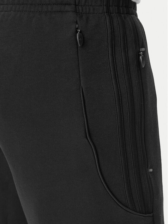 adidas adidas Sportiniai šortai Spacer Teamgeist 26 Cutline KQ8981 Juoda Regular Fit