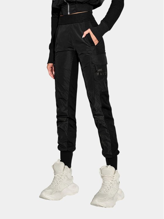 MADE BY SOCIETY MADE BY SOCIETY Spodnie materiałowe CARGO FIT Pants - P27572 Czarny Basic Fit