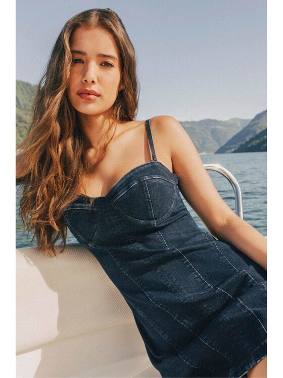 Guess Guess Sukienka codzienna 183699 Niebieski Classic Fit
