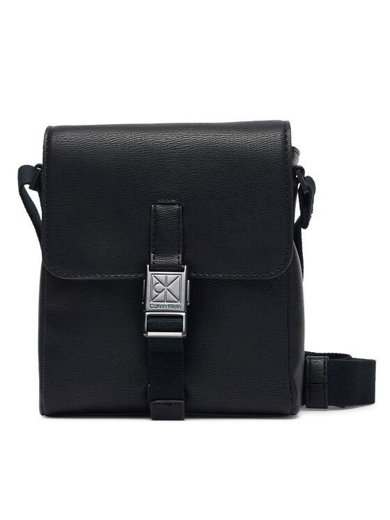 Calvin Klein Calvin Klein Brašna Emblem Hw Flap Reporter LV04D3506G Černá