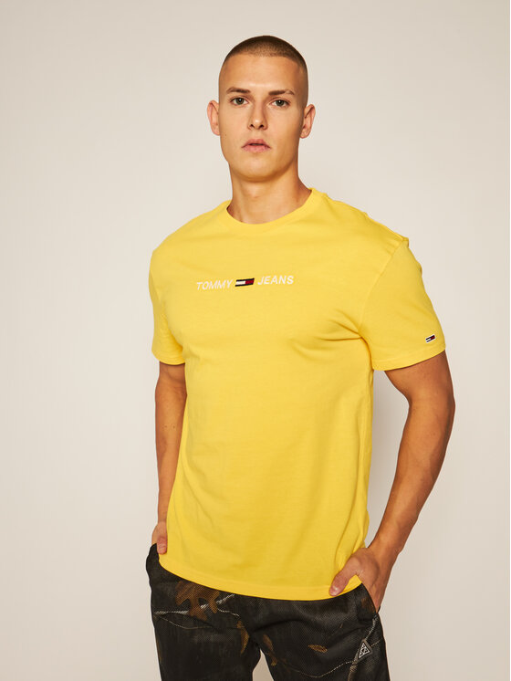 Tommy Jeans T Shirt Straight Logo Tee DM0DM08472 luta Regular Fit Modivo.cz