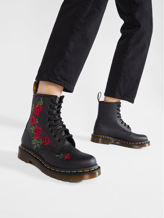 Dr. Martens Dr. Martens Lendurisaapad 1460 Vonda 24722001 Must