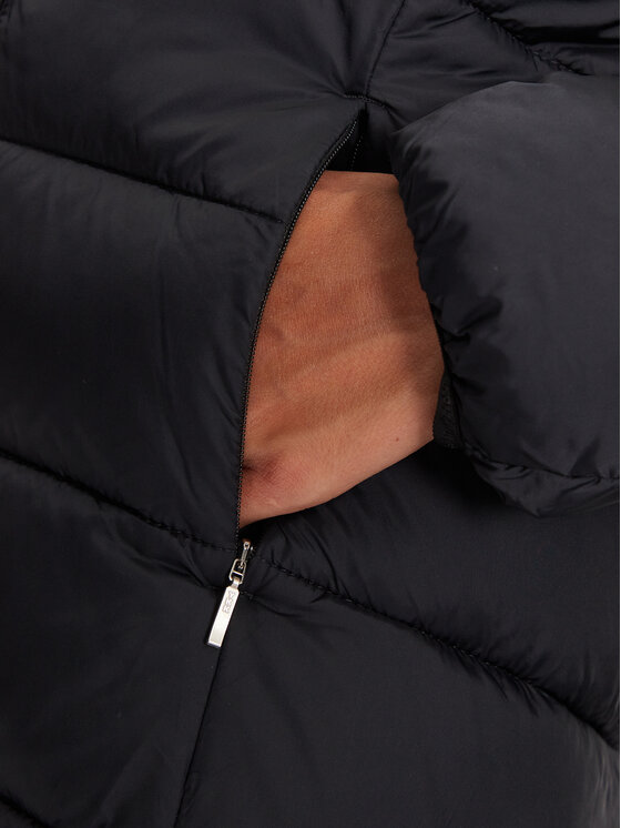 Napapijri Napapijri Zimní bunda Aerons Rise NP0A4HCQ Černá Regular Fit