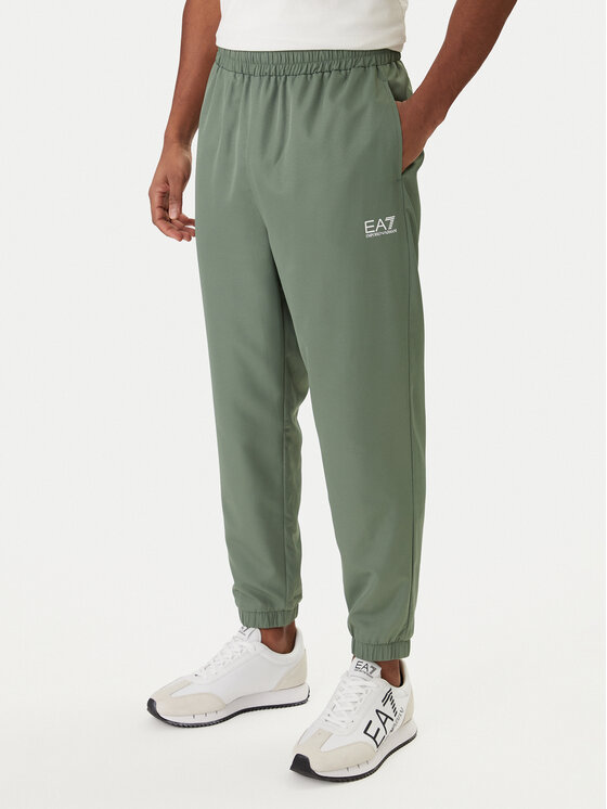 EA7 Emporio Armani EA7 Emporio Armani Jogginganzug 7M001530 AF16072 Grün Regular Fit