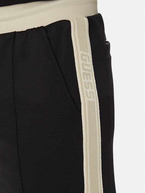 Guess Guess Долнище анцуг Z5YB14 KCRU2 Черен Regular Fit