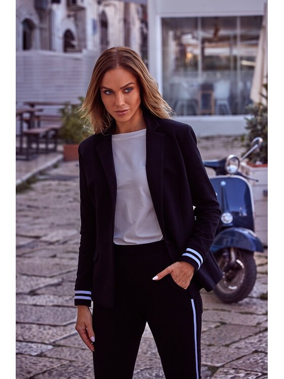 Made of Emotion Made of Emotion Marynarka M459 Czarny Blazer Fit