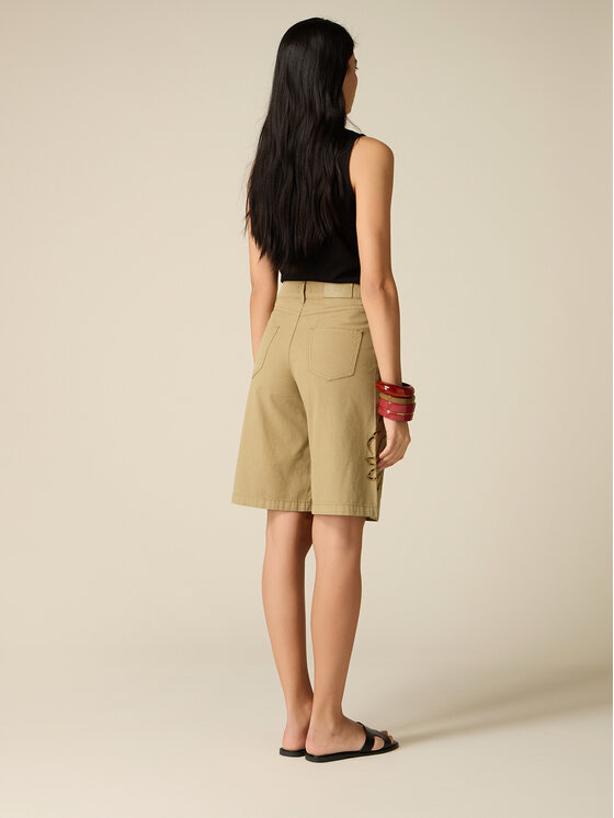 Oltre Oltre Pantaloncini di tessuto P707R009150N035 Verde Baggy Fit