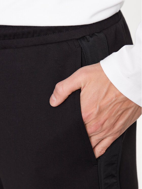 HUGO Hugo Pantaloncini sportivi 50490819 Nero Regular Fit