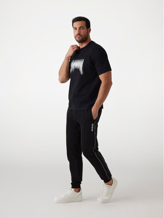 Guess Guess T-shirt 171605 Nero Classic Fit