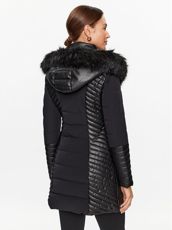 Guess Guess Zimné bundy W3BL26 W6NW2 Čierna Regular Fit