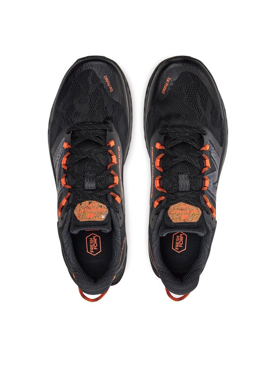 New Balance New Balance Pantofi pentru alergare Fresh Foam Garoé MTGARORB Negru