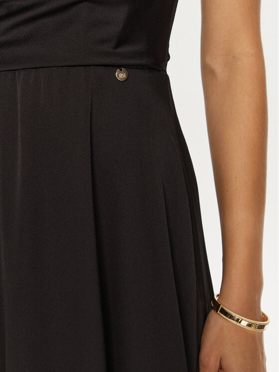 Rinascimento Rinascimento Večernja haljina CFC0121818003 Crna Slim Fit