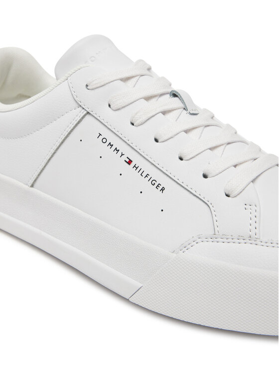 Tommy Hilfiger Tommy Hilfiger Laisvalaikio batai Th Court Mix Lth FM0FM05489 Balta
