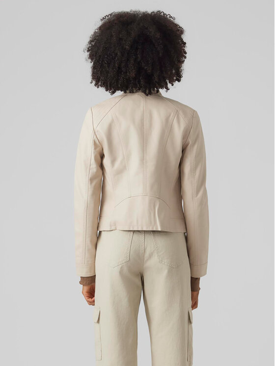 Vero Moda Vero Moda Яке от имитация на кожа Favodona 10288555 Бежов Regular Fit
