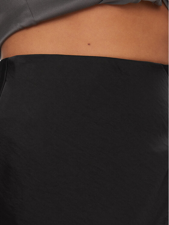 YAS YAS Midi szoknya 26032507 Fekete Regular Fit