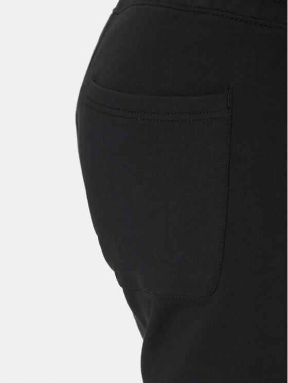 Blend Blend Spordišortsid 20718064 Must Regular Fit