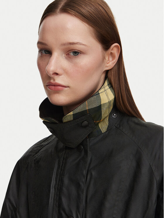 Barbour Barbour Bunda pro přechodné období Beadnell LWX0667SG91 Černá Regular Fit
