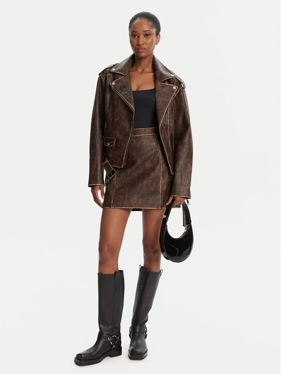 Guess Guess Gonna in similpelle W5YD46 WHDI0 Marrone Regular Fit