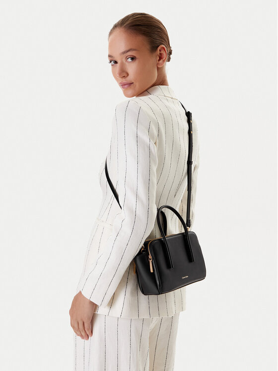 Calvin Klein Torebka Carryall Micro Leather Tote LV04F3057G Czarny